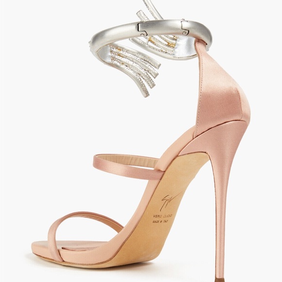 New with defects GIUSEPPE ZANOTTI Satin Ankle Strap Sandals US6 Heel Rhinestones - Picture 2 of 9
